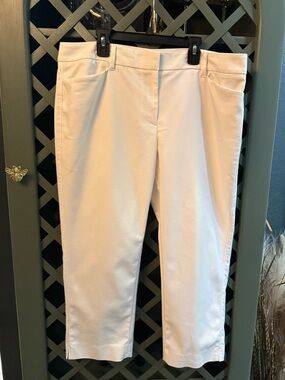 White House Black Market White Straight Crop Pants Size 14 - Perfect Form